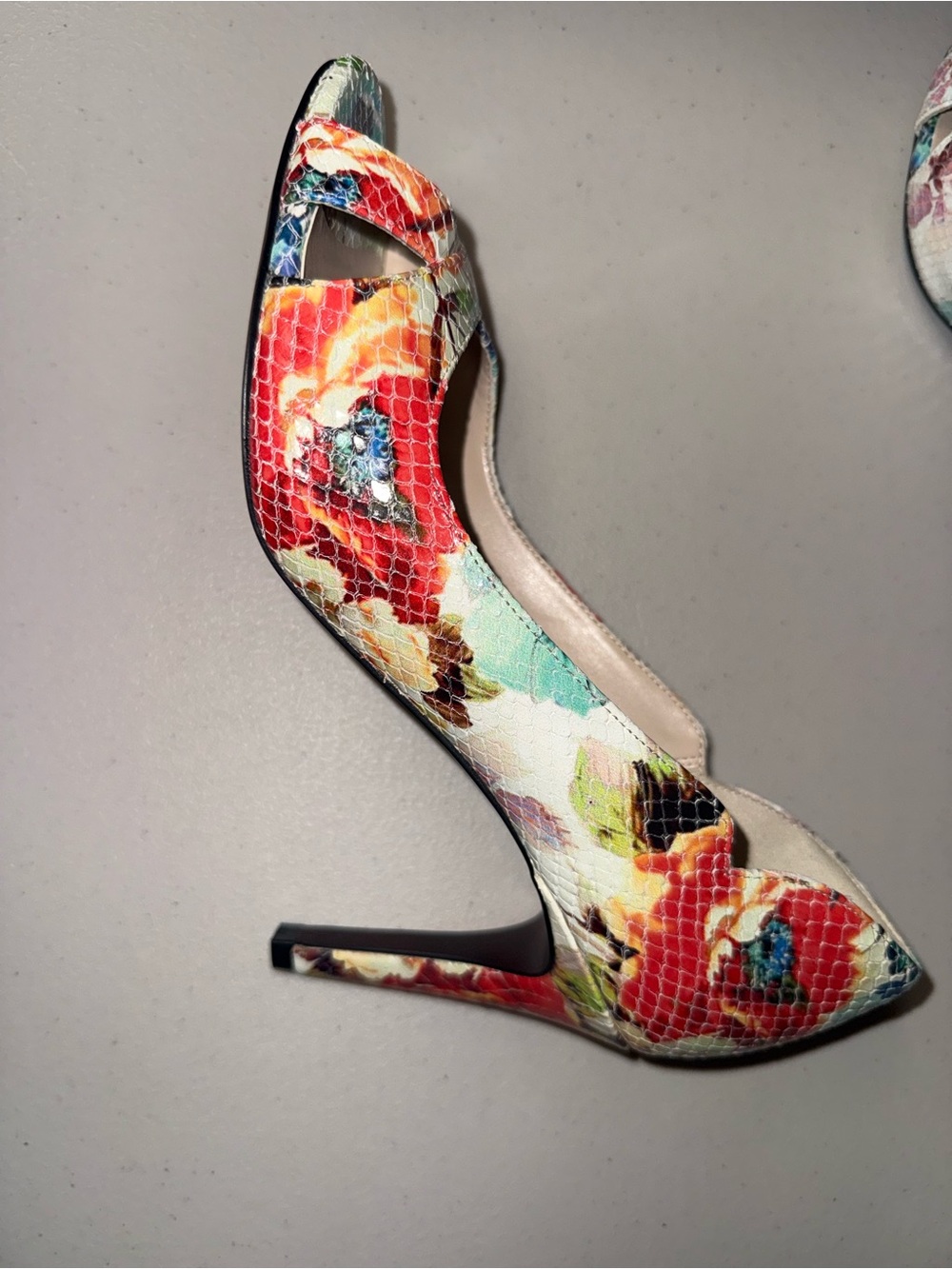 Cole Haan Jacinda Floral Snake Print Peep Toe Heels NIB Size 8B - Picture 3 of 6